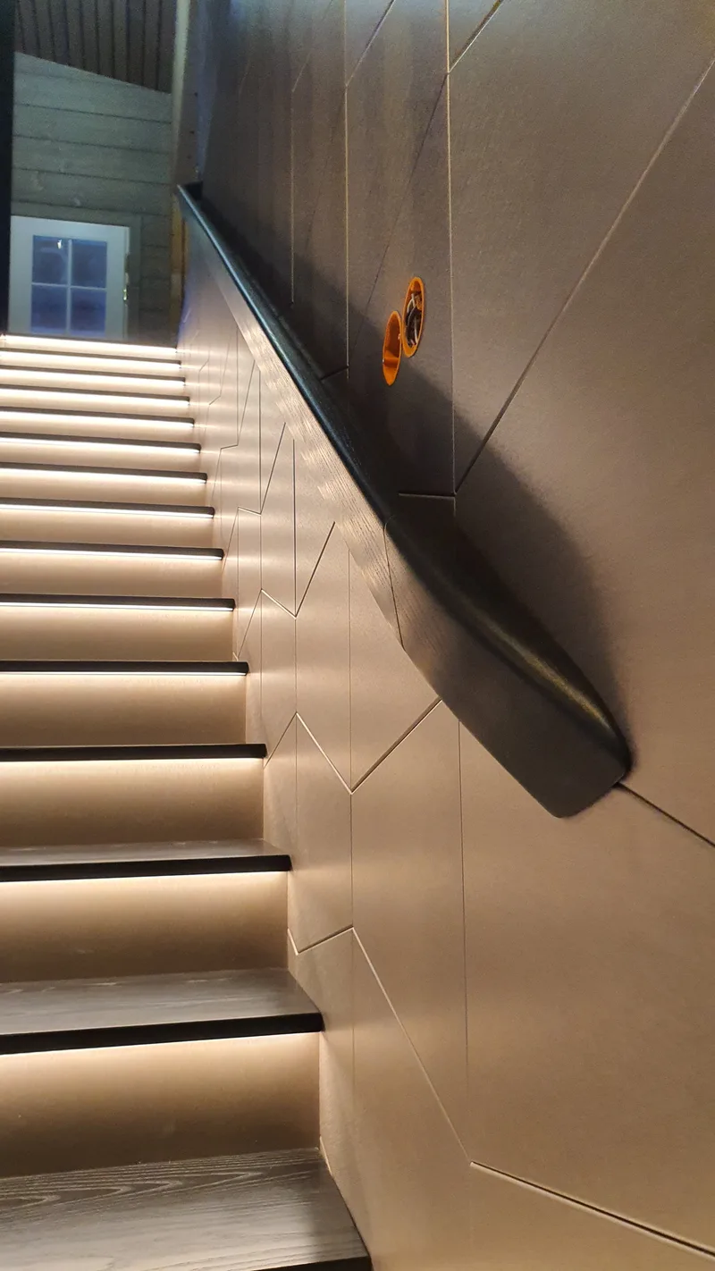 Floating staircase with LED lighting