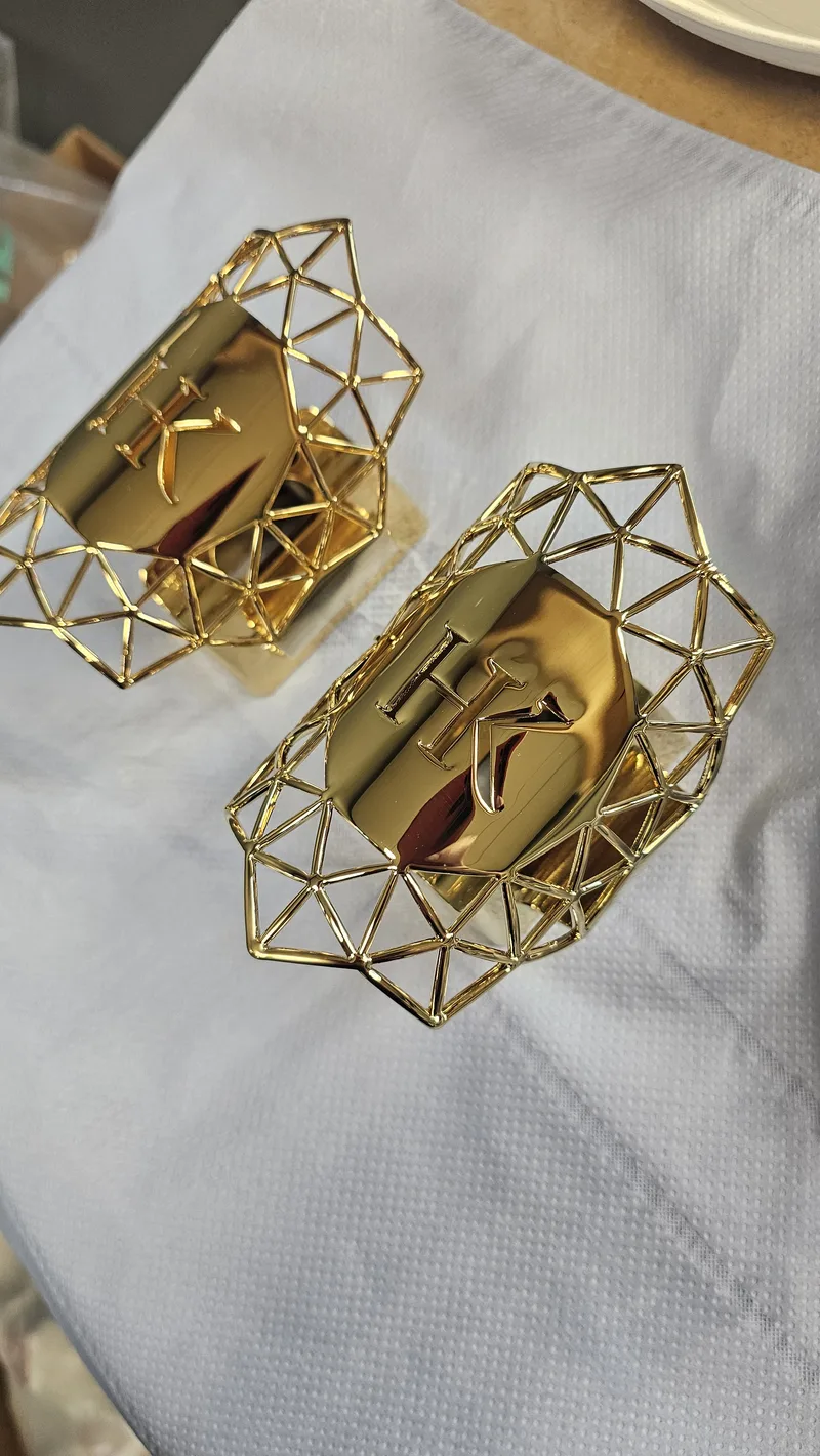Gold-electroplated HK wall lights